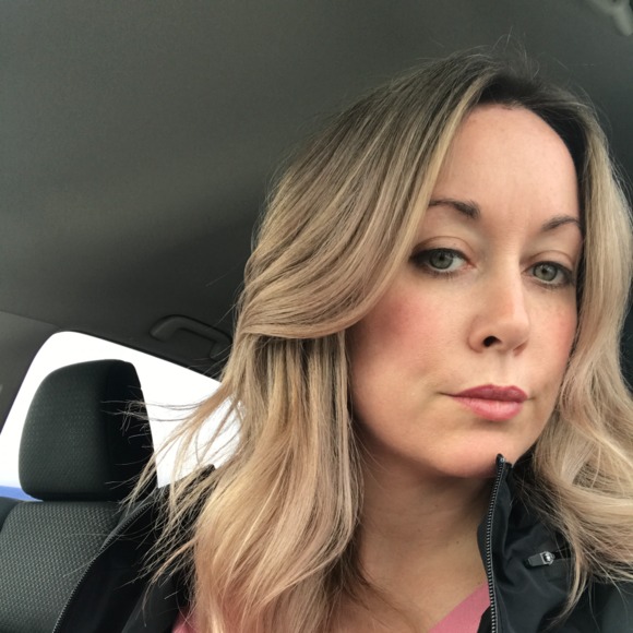 Meet your Posher, Nicole - Picture 1 of 1